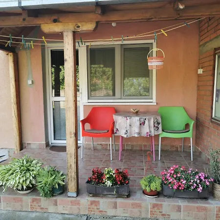 Domacinstvo Nikolic *