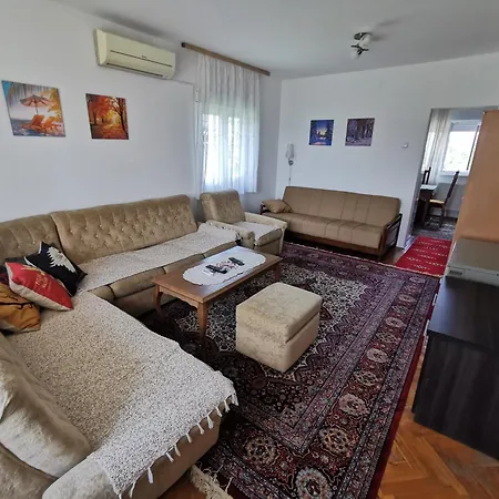 Domacinstvo Nikolic * Valjevo