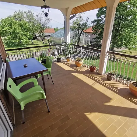 Domacinstvo Nikolic Apartment