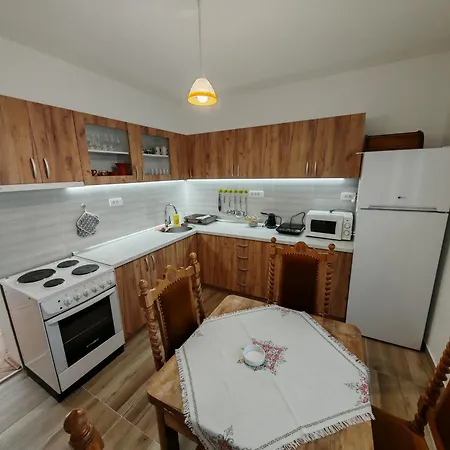 Domacinstvo Nikolic Apartment *