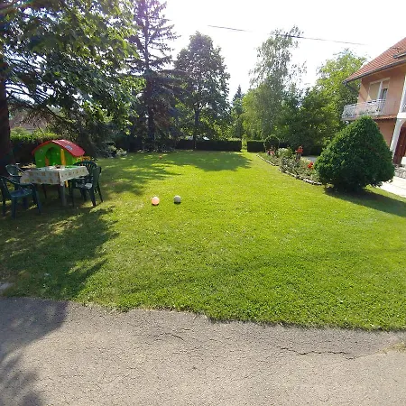 Apartment Domacinstvo Nikolic *