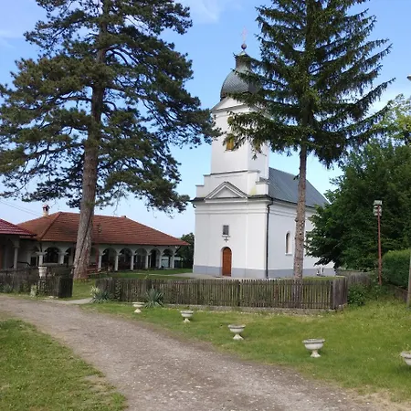 Apartment Domacinstvo Nikolic *